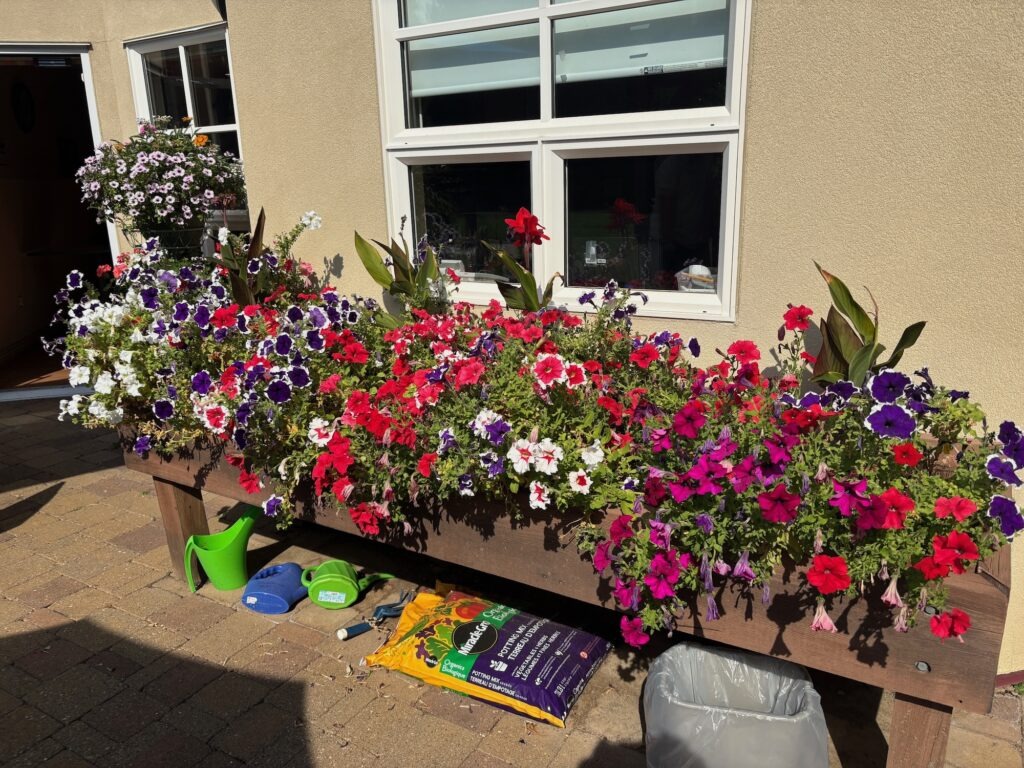 Therapeutic Garden - Mary Trainer - Okanagan Master Gardeners